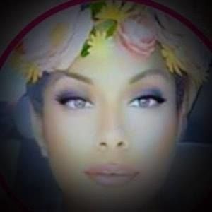 Meet your Posher, Marie